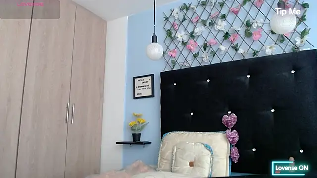 evatits 1 online show from March 10, 12:37 pm