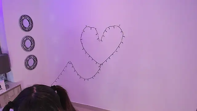 Charlotte Myers online show from January 28, 2:53 pm