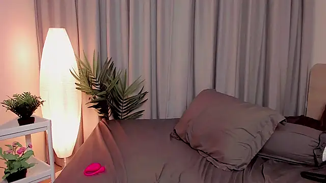 sexntease online show from February 10, 8:53 pm