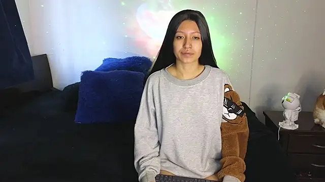 tony and sophia online show from December 9, 11:26 am