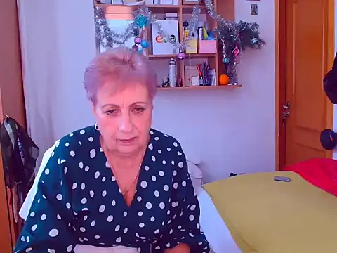 Victoria5643 online show from December 29, 9:28 am