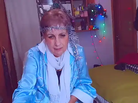 Victoria5643 online show from January 1, 8:37 pm