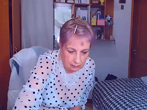 Victoria5643 online show from January 30, 9:14 pm