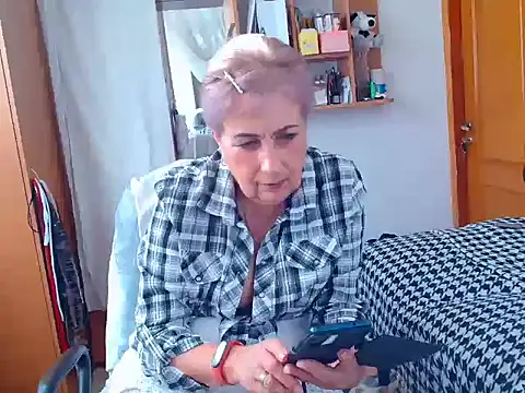 Victoria5643 online show from February 9, 12:41 pm