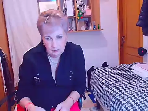 Victoria5643 online show from February 13, 8:03 pm