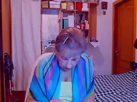 Victoria5643 online show from March 15, 8:32 pm