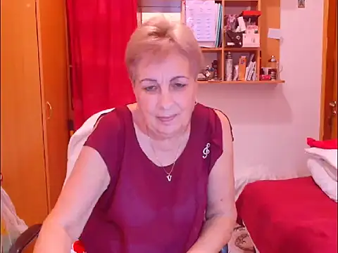 Victoria5643 online show from October 12, 8:08 pm