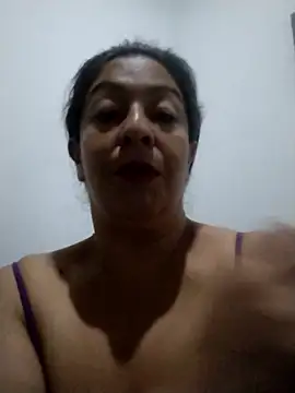 Catalina JH online show from February 17, 7:04 am