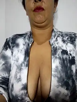 Catalina JH online show from March 7, 5:40 am