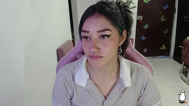 Snapshot of littleangel1_m chatting on November 13, 8:30 pm littleangel1 m online show from November 13, 8:30 pm