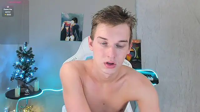 4ever dude online show from December 25, 3:18 am