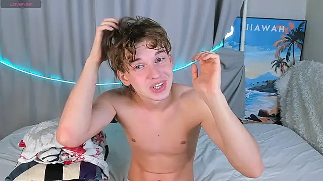 4ever dude online show from September 24, 6:17 am