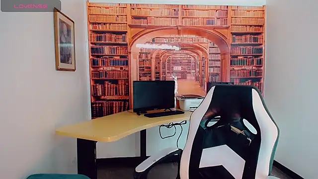 khiara moretti online show from February 1, 7:34 pm