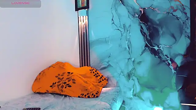 khiara moretti online show from October 4, 11:08 am