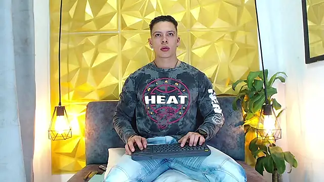 Baxter Dex online show from December 9, 4:12 am