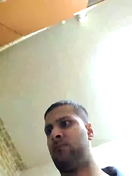 Snapshot of Fucklover011 chatting on September 13, 11:43 am Fucklover011 online show from September 13, 11:43 am