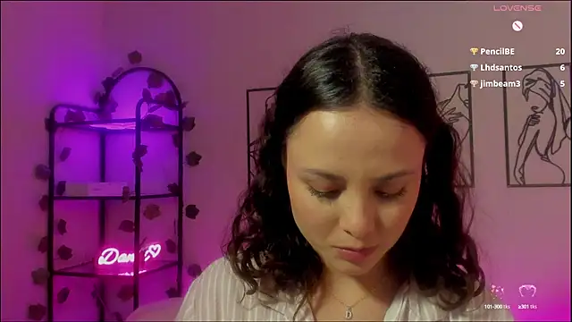 Megan Rodrigo online show from January 19, 10:28 pm