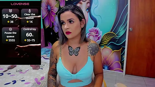 mia bigtits17 online show from March 9, 2:21 pm