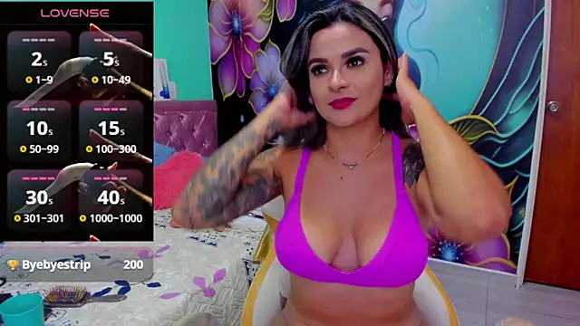 mia bigtits17 online show from March 13, 2:27 am