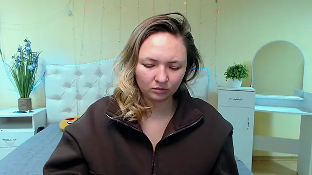 SallyVerda online show from January 18, 9:24 pm