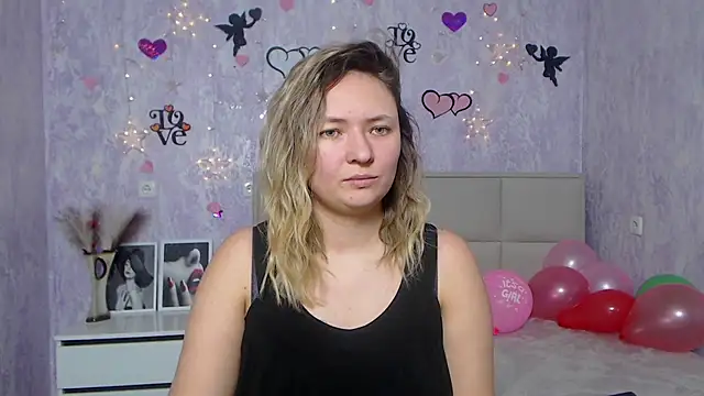 SallyVerda online show from February 1, 10:02 pm