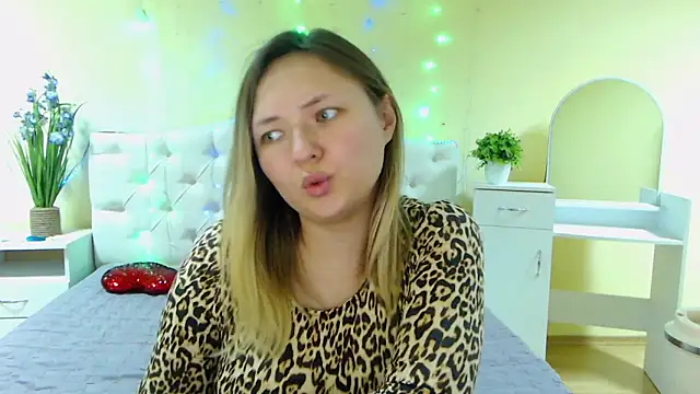 SallyVerda online show from February 6, 12:43 am