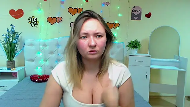 SallyVerda online show from February 11, 6:44 pm