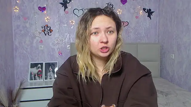 SallyVerda online show from February 21, 6:48 pm