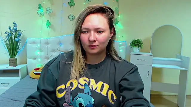 SallyVerda online show from March 21, 7:13 pm