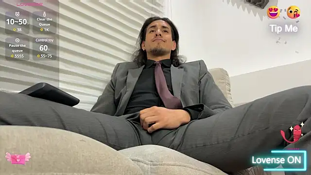 Tom blunt96 online show from February 24, 5:00 am