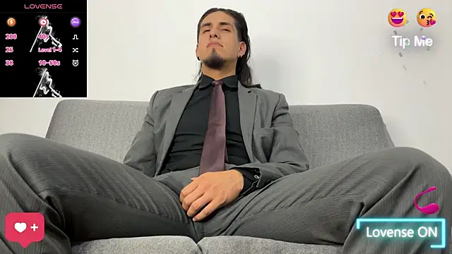 Tom blunt96 online show from September 11, 7:08 am