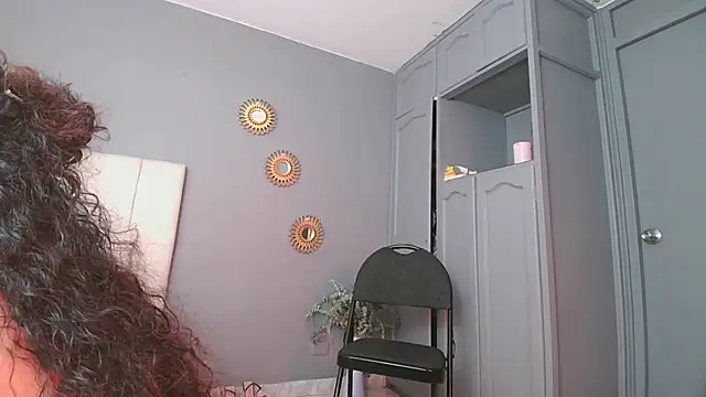 arteverena online show from December 7, 11:34 pm