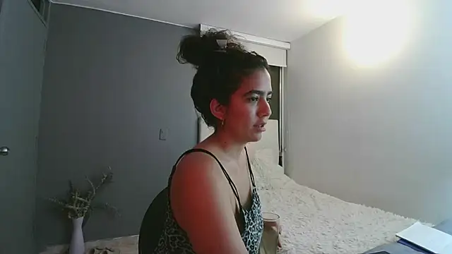 arteverena online show from March 10, 12:07 am