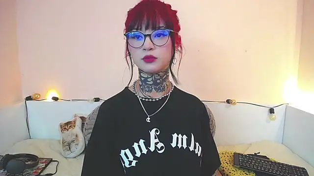 Isabella  dark online show from December 2, 10:23 pm