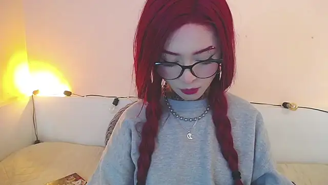 Isabella  dark online show from December 5, 7:38 pm