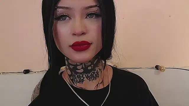 Isabella  dark online show from December 21, 12:20 am