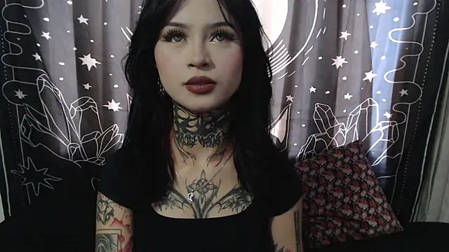 Isabella  dark online show from January 16, 8:46 pm