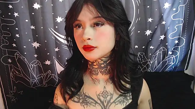 Isabella  dark online show from January 18, 8:19 pm