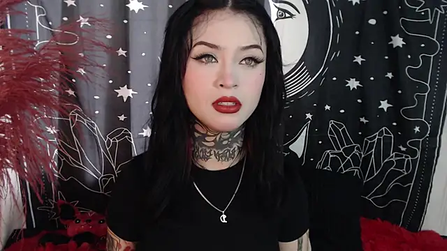 Isabella  dark online show from February 5, 8:35 pm