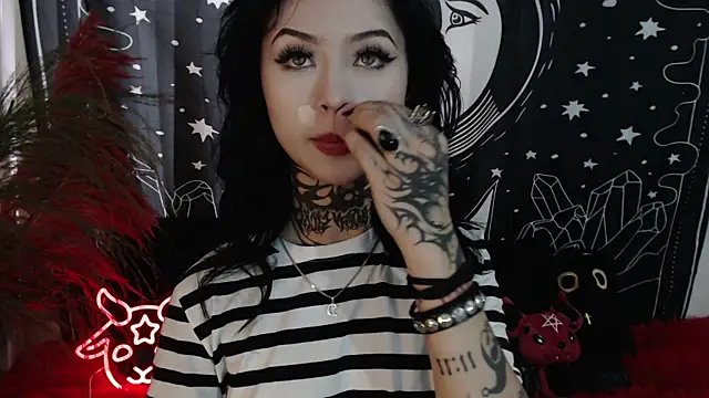 Isabella  dark online show from February 13, 8:13 pm