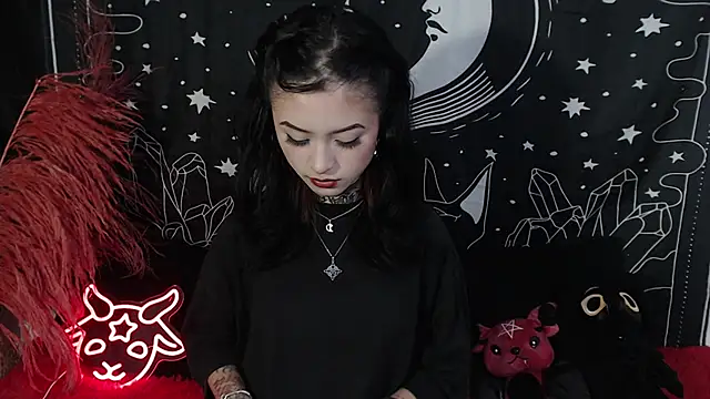 Isabella  dark online show from March 22, 12:06 am