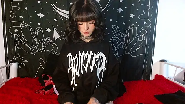 Isabella  dark online show from October 15, 12:11 am