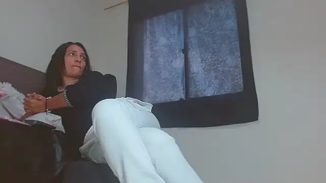 Snapshot of Mila_cams1_ chatting on January 28, 3:57 pm Mila cams1 online show from January 28, 3:57 pm