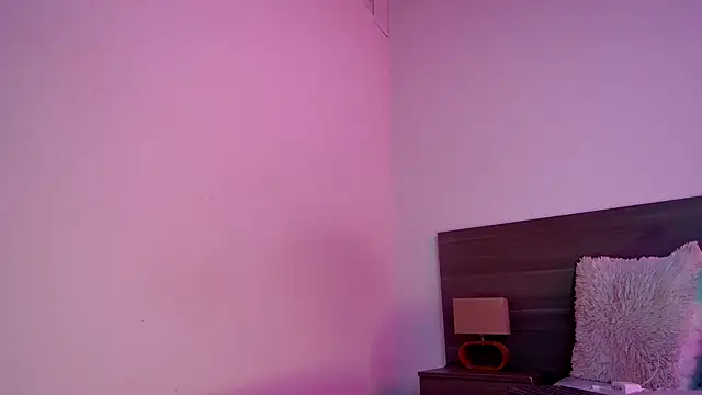 Snapshot of Mila_cams1_ chatting on November 8, 8:18 pm Mila cams1 online show from November 8, 8:18 pm