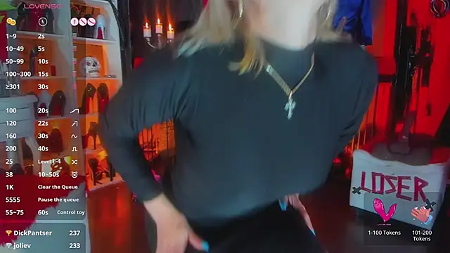 MistressAndre online show from March 6, 2:51 am