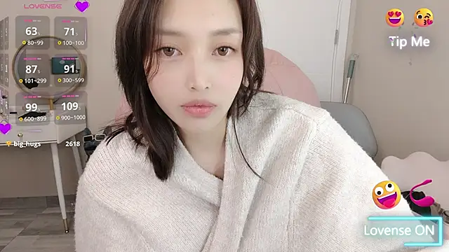 Snapshot of Cothy_Ti chatting on December 20, 11:58 pm Cothy Ti online show from December 20, 11:58 pm