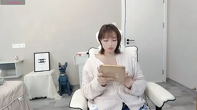 Snapshot of Cothy_Ti chatting on November 7, 4:23 am Cothy Ti online show from November 7, 4:23 am