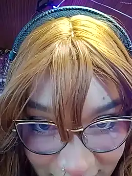 MegariaB online show from December 16, 4:13 am