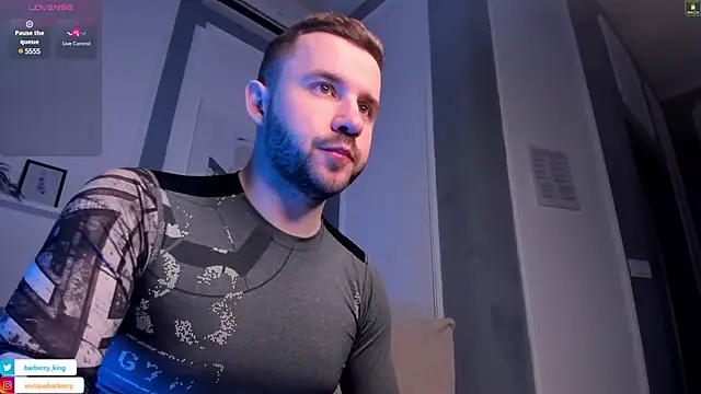 Snapshot of EnriqueBarberry chatting on February 17, 6:31 am EnriqueBarberry online show from February 17, 6:31 am