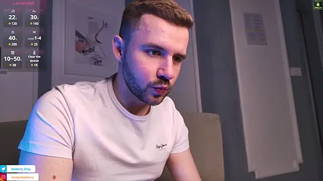 Snapshot of EnriqueBarberry chatting on March 8, 6:32 am EnriqueBarberry online show from March 8, 6:32 am